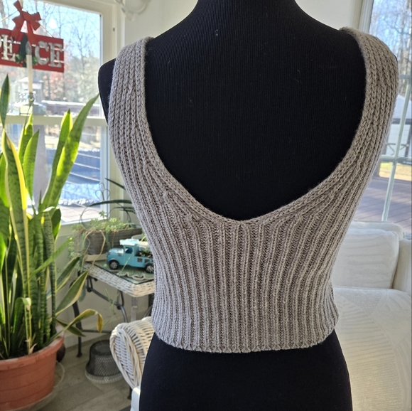 Knitted Tank top - Picture 3 of 5
